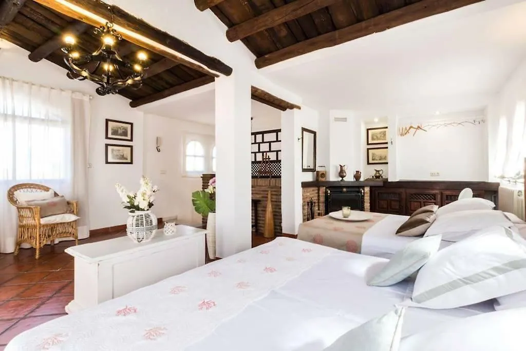 Ideal Para Grupos! Descubre Granada Villa 0*,
